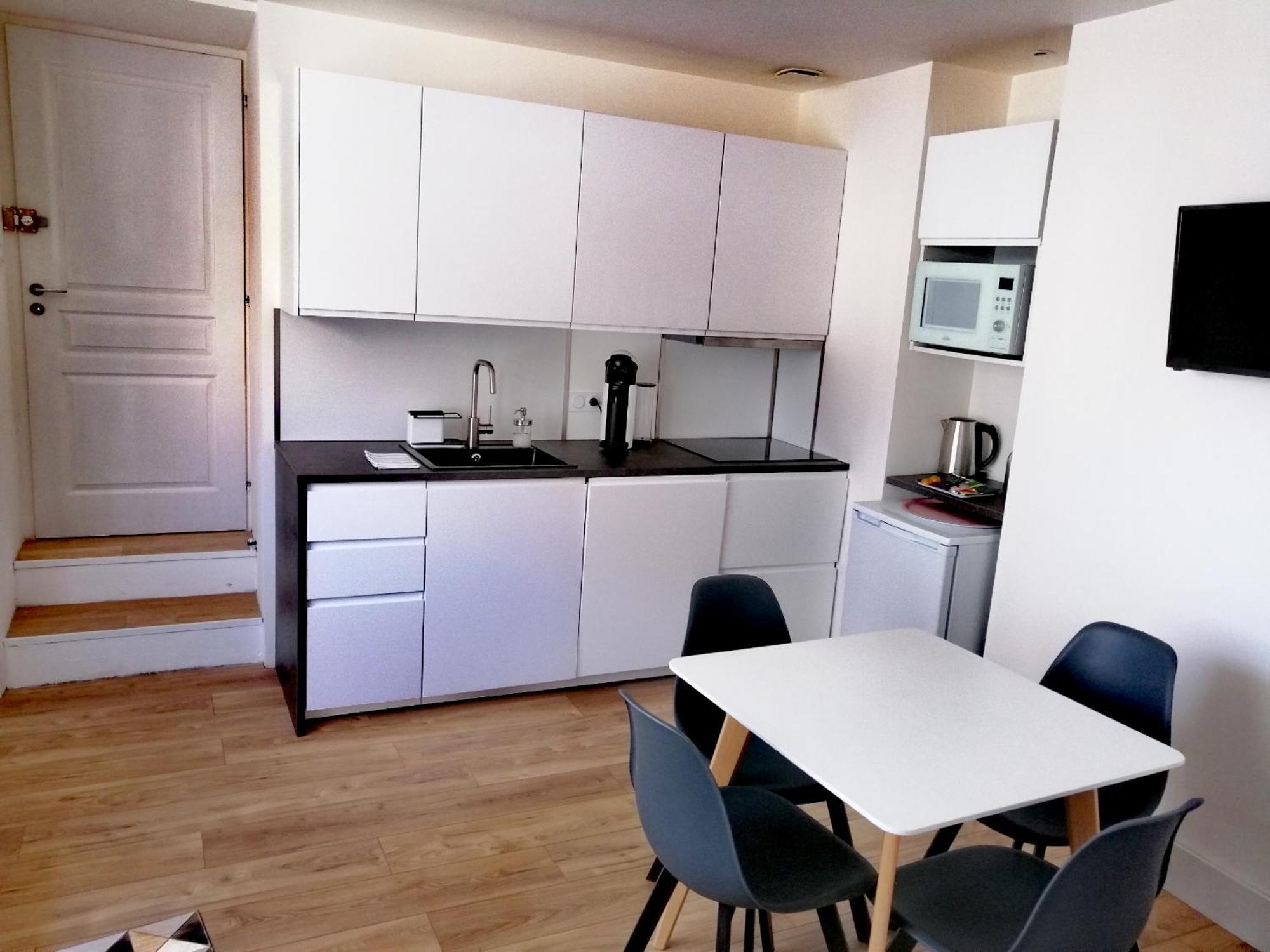 La Maison Grivolas Appartements Et Maison D'Hotes Awinion Zewnętrze zdjęcie
