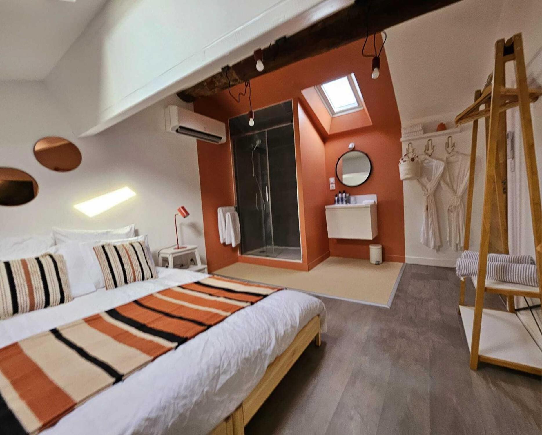 La Maison Grivolas Appartements Et Maison D'Hotes Awinion Zewnętrze zdjęcie