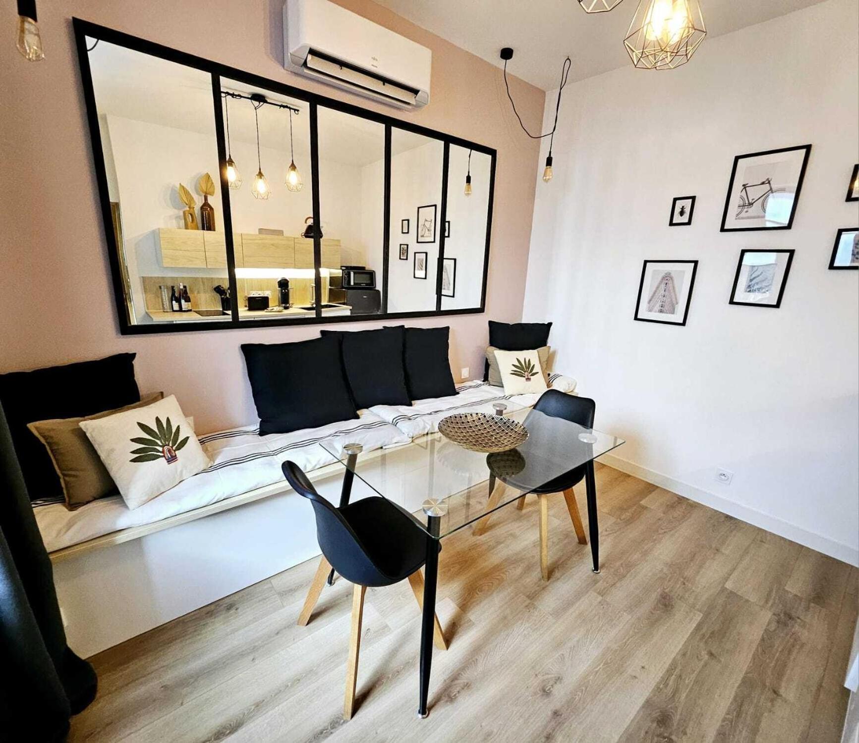 La Maison Grivolas Appartements Et Maison D'Hotes Awinion Zewnętrze zdjęcie