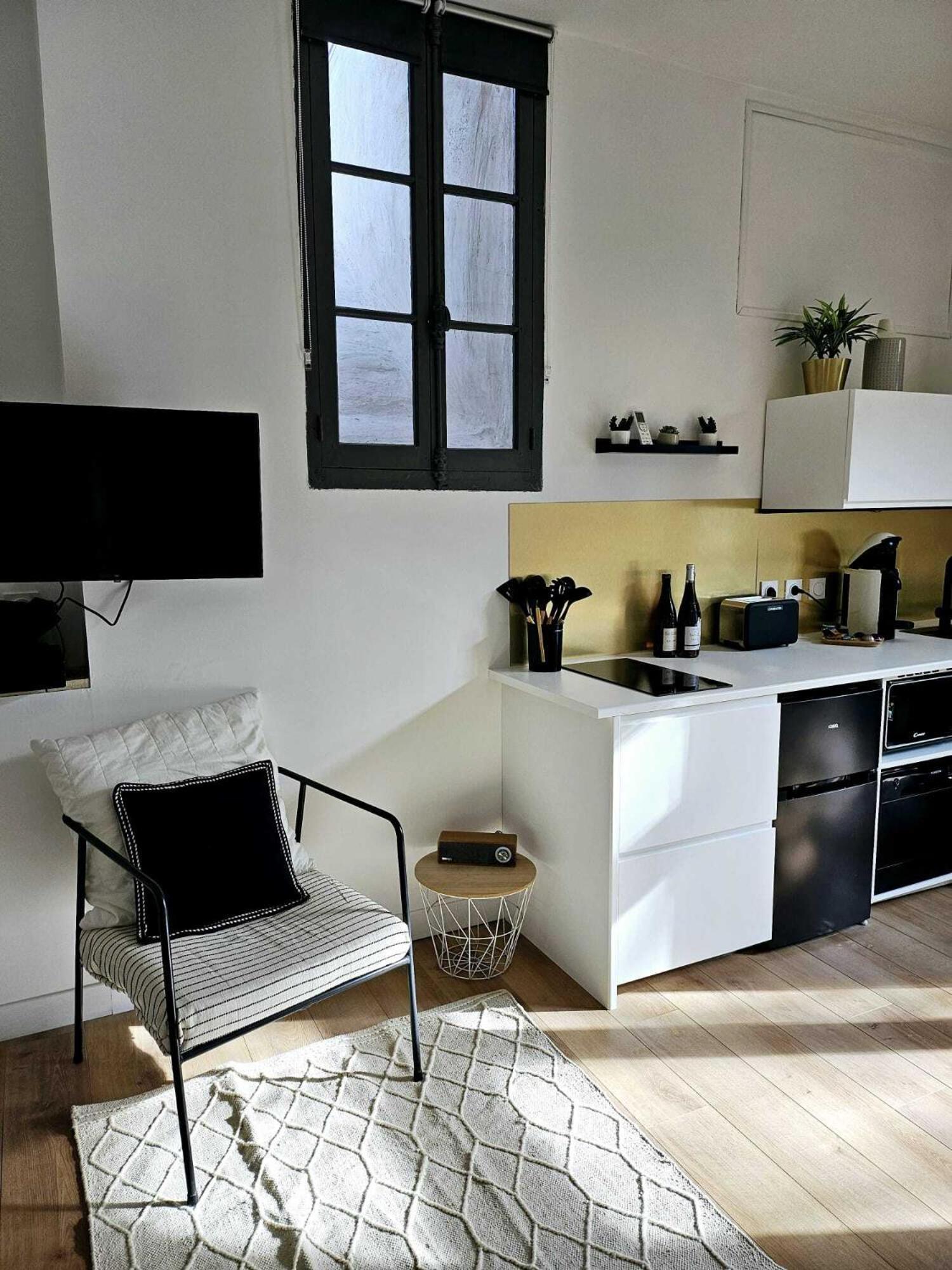 La Maison Grivolas Appartements Et Maison D'Hotes Awinion Pokój zdjęcie